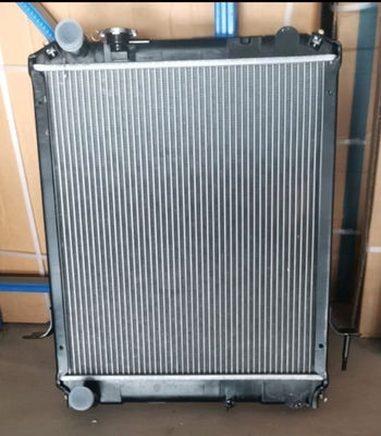 8972403450 8971665190 Aluminium Radiator Untuk Isuzu NPR NPR66 NPR71 4HF1 4HG1