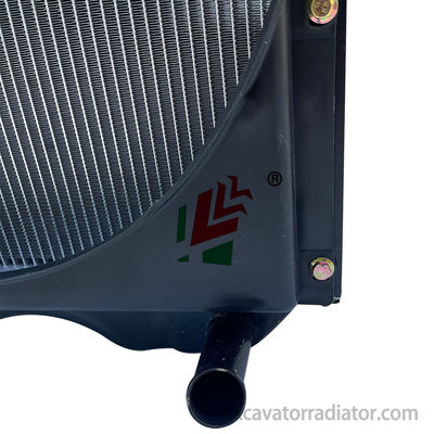 Weichai K4105ZD Aksesori Radiator Mesin Teknik Port 45 Bawah Lurus Kiri Bawah Tikungan Tengah Atas