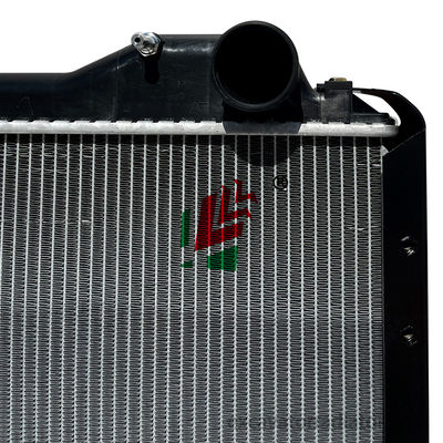 Produk berkualitas tinggi Untuk Hino P11C truk radiator Tangki air perakitan GAC Hino radiator Untuk truk bagian