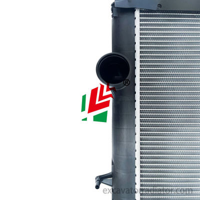 ISUZU Mixer Radiator Tangki Air Mesin Concrete Mixer Truck Parts Produsen Penjualan langsung