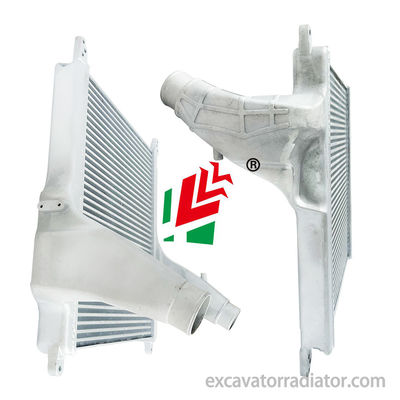 Isuzu intercooler OEM114310555 truk kinerja tinggi aluminium dissipation panas intercooler perakitan