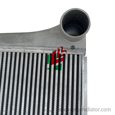 Jinlong Bus Radiator Intercooler 211600040 Perakitan Aluminium Sistem Pendingin Mesin Mobil Penumpang Tangki Air untuk Bus