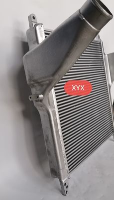 ISUZU 6WF1 Truck Intercooler Assembly Aluminium Pipa Tebal Dibuat
