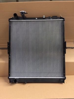 Tangki Air Isuzu Radiator Assy Untuk Intercooler Truk Radiator 700p 4hk1
